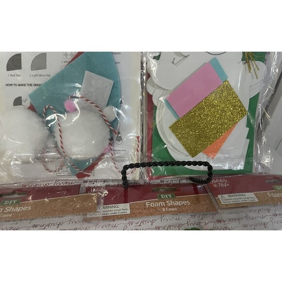 2 Christmas Decor Activity Kits Snowman- Gnome & 1 Tree 2 Snowman Foam Shapes - Picture 7 of 8